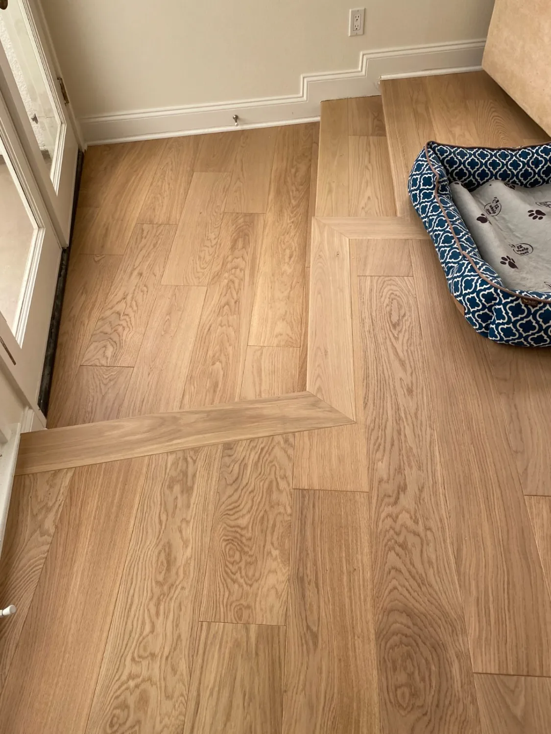 White oak hardwood flooring in a living space