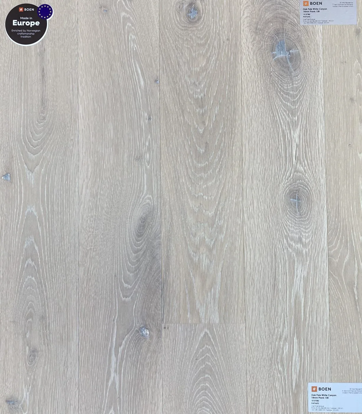 Boen Oak Pale White Canyon flooring sample