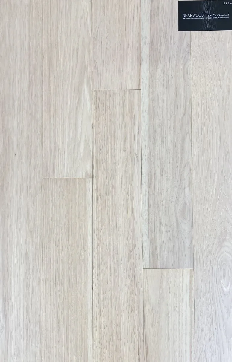 Nearwood Hickory Reserve flooring sample